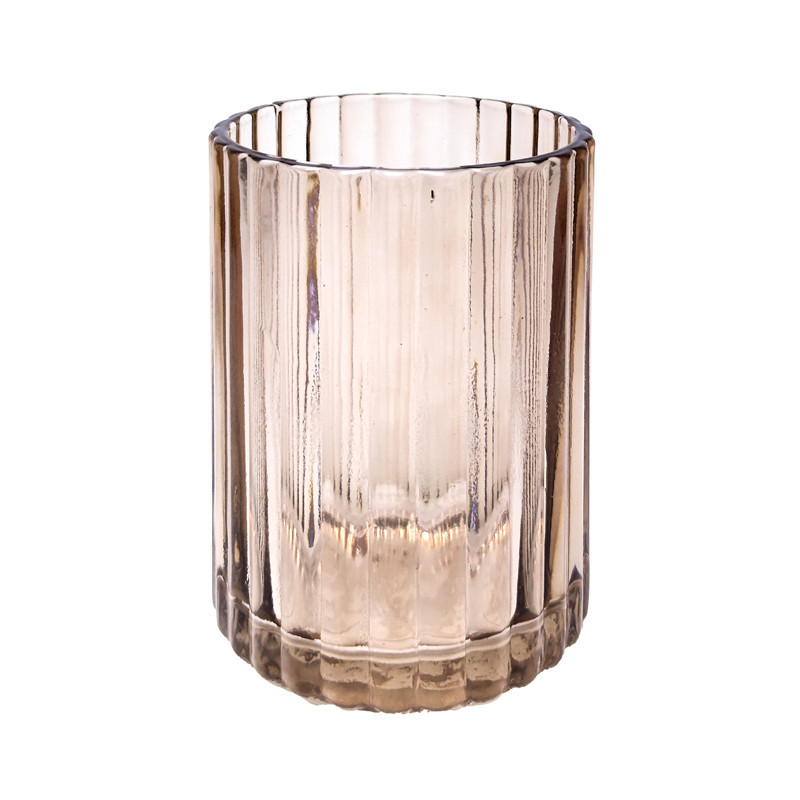 Gobelet en verre marron