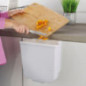 Poubelle retractable de placard