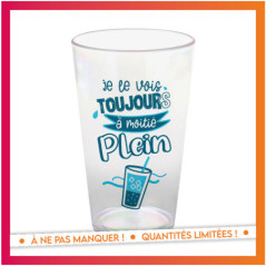 Gobelet ecocup a moitie plein
