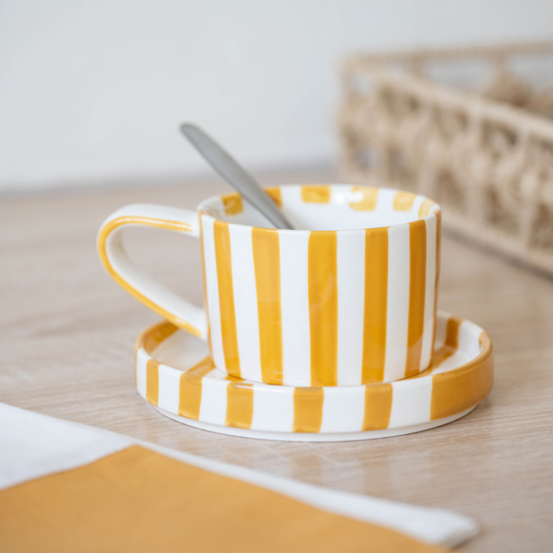 Mug et coupelle a rayure