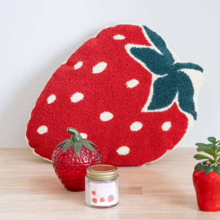 Coussin fraise tufte