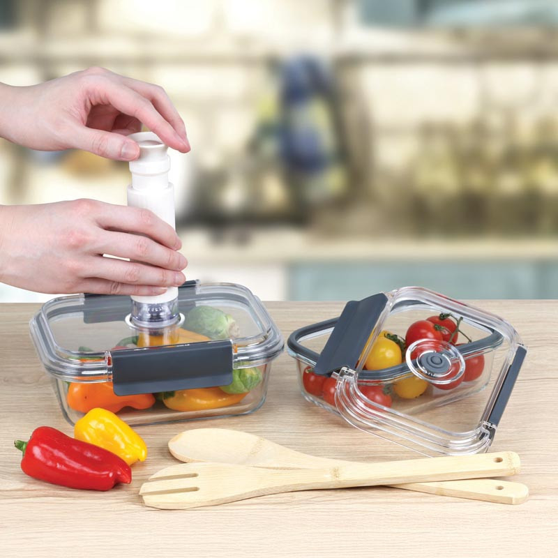 2 boites de conservation+pompe