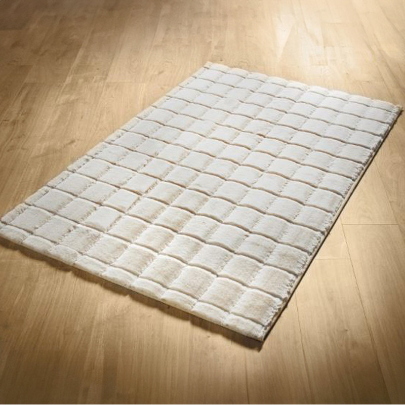 Tapis grid creme