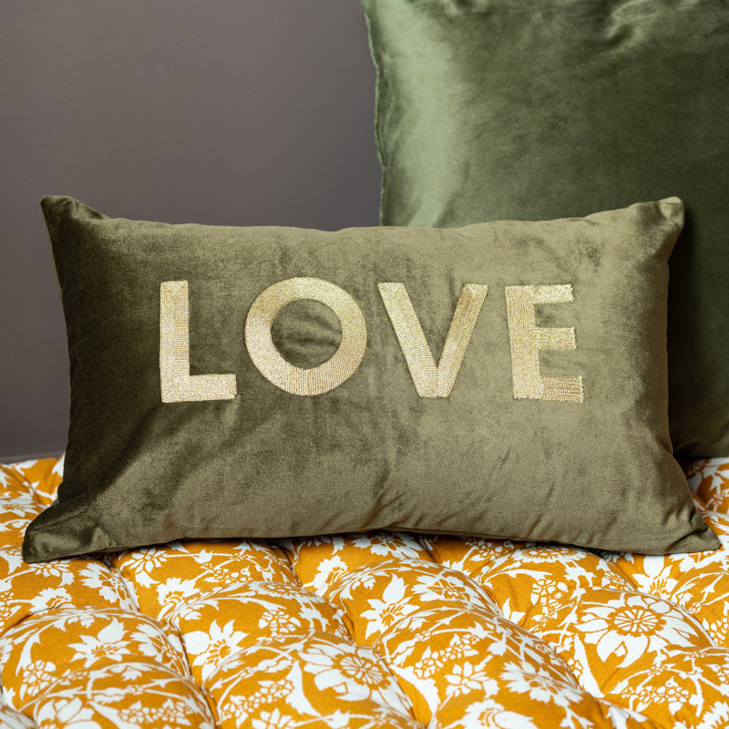 Coussin love 50x30cm vert