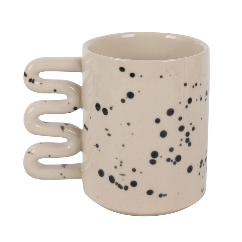 Mug anse serpentin noir et blanc