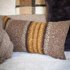 Coussin boucle 30x50cm marron