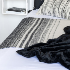 Plaid  brosse noir et blanc 130x