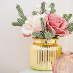 Roses artificielles en pot