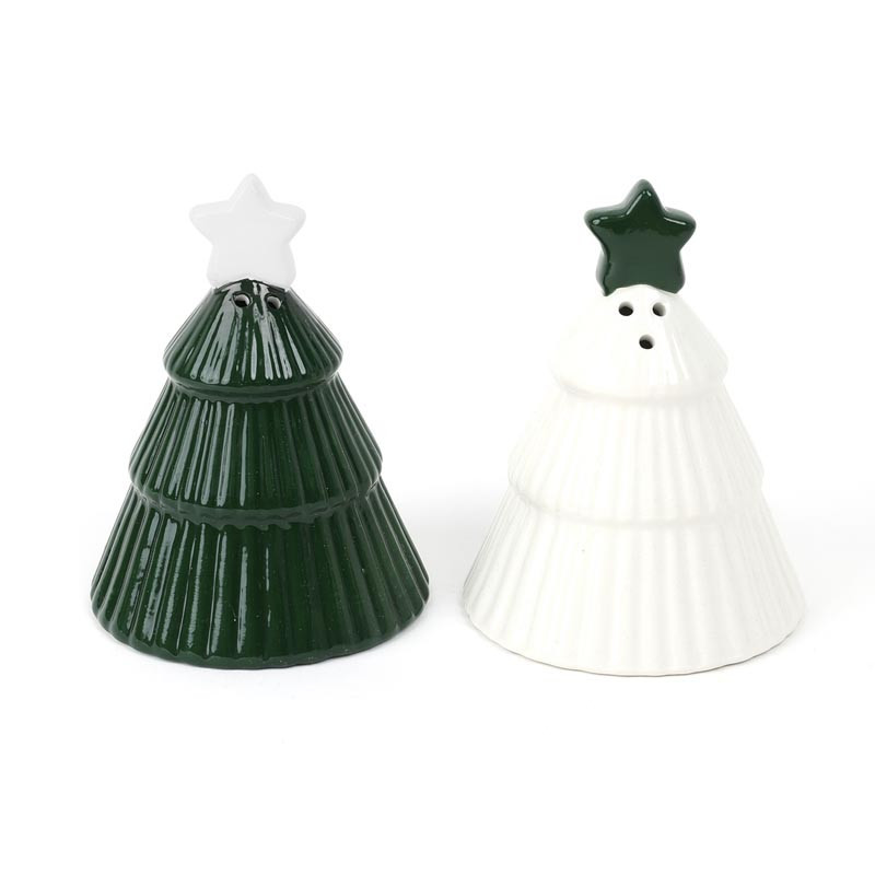 Poivriere et saliere en form