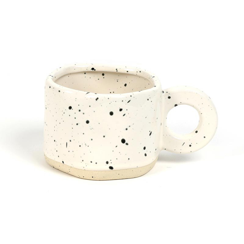 Mug irregulier blanc/gris mouche