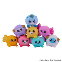 Figurine squishy smooshzees