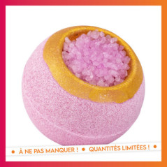 Bombe de bain garnie rose 150g