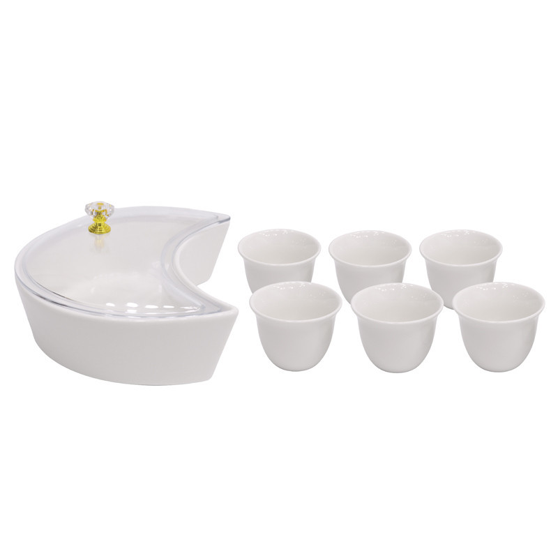 8 tasses et 1 bol de service