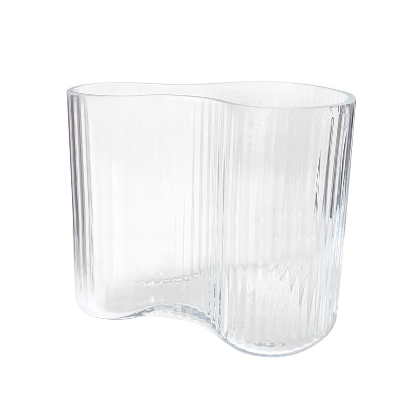 Vase verre strie asymetrique