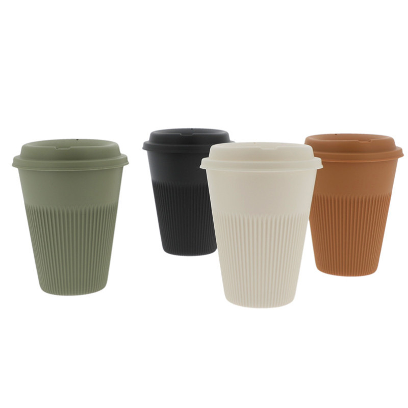 Lot de 4 gobelets avec couvercle