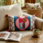 Coussin hola pompons 50x30cm