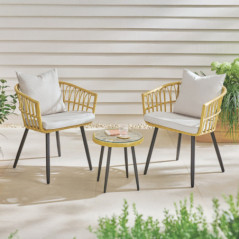 Salon de terrasse avec coussins