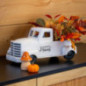 Voiture avec composition florale