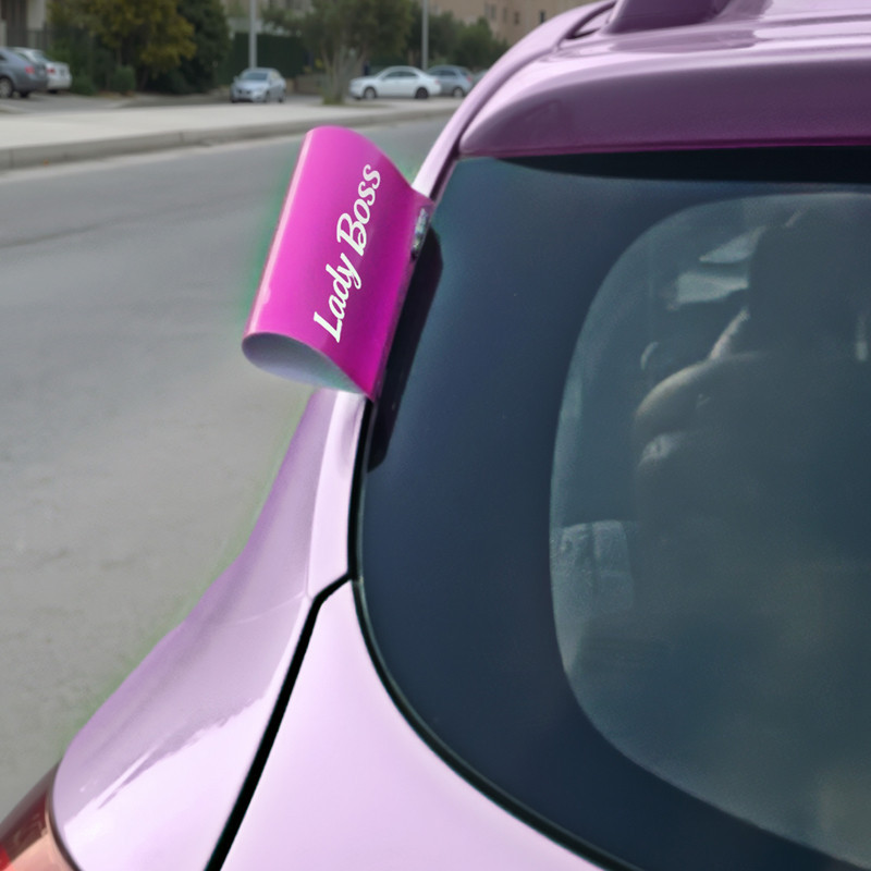 Etiquette voiture lady boss