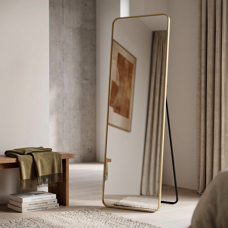 Miroir sur pied dore