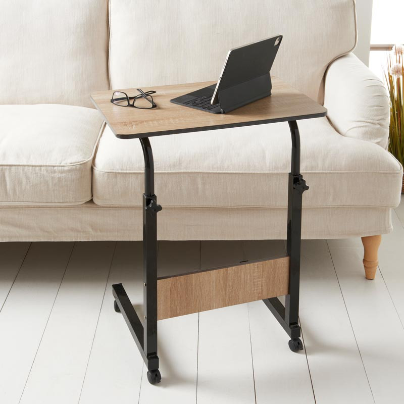 Tablette sur pieds ajustable