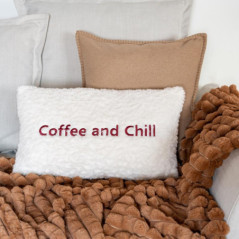 Coussin bouclette coffee creme 3