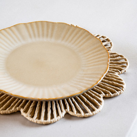 Assiette plate 26.7cm embossee f