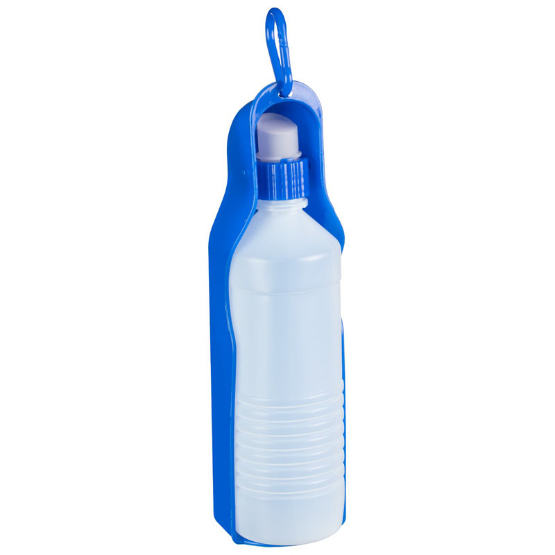 Bouteille d'eau sur support